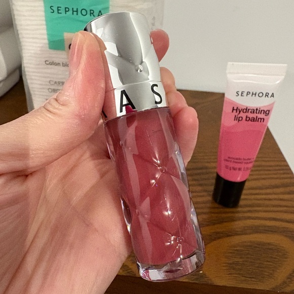 Sephora collection makeup bundle, including blush, plum lip gloss and cotton - Picture 2 of 16